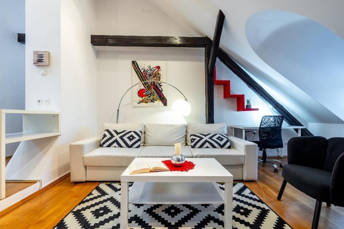 Modern Apartment Centrally Located Zagreb Extérieur photo