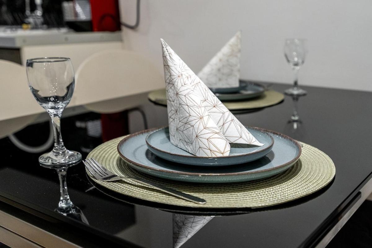 Modern Apartment Centrally Located Zagreb Extérieur photo